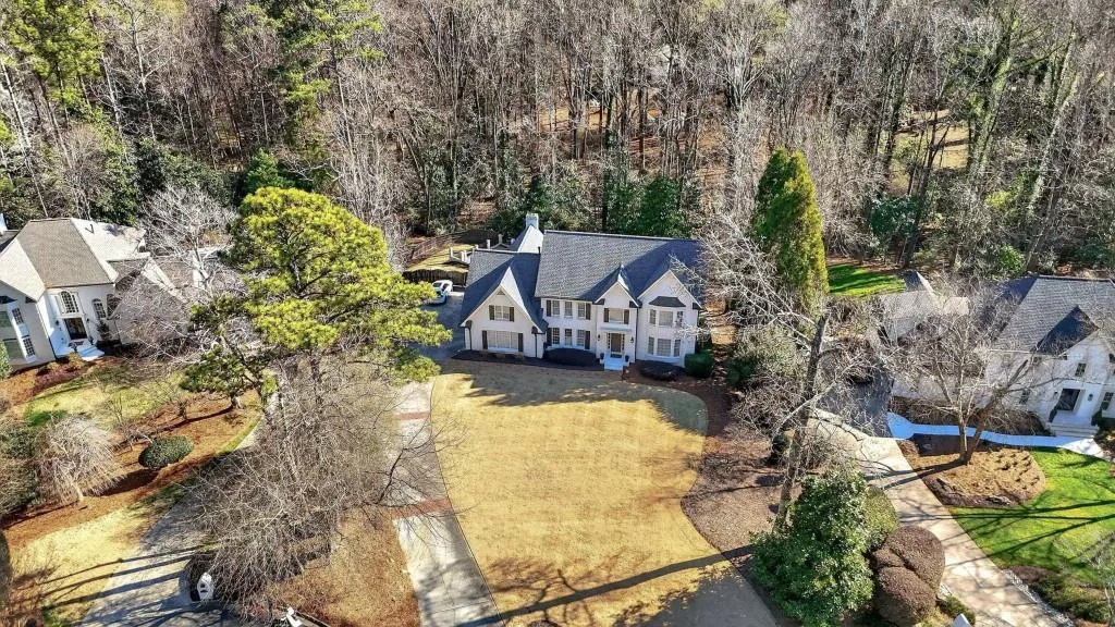 7745 Dunvegan Close, Sandy Springs, Georgia 30350, 4 Bedrooms Bedrooms, ,3 BathroomsBathrooms,Residential,Sold,7745 Dunvegan Close,7706815