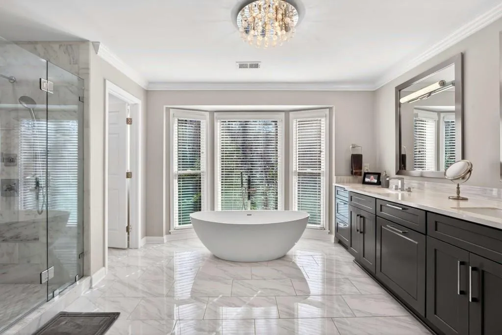 7745 Dunvegan Close, Sandy Springs, Georgia 30350, 4 Bedrooms Bedrooms, ,3 BathroomsBathrooms,Residential,Sold,7745 Dunvegan Close,7706815