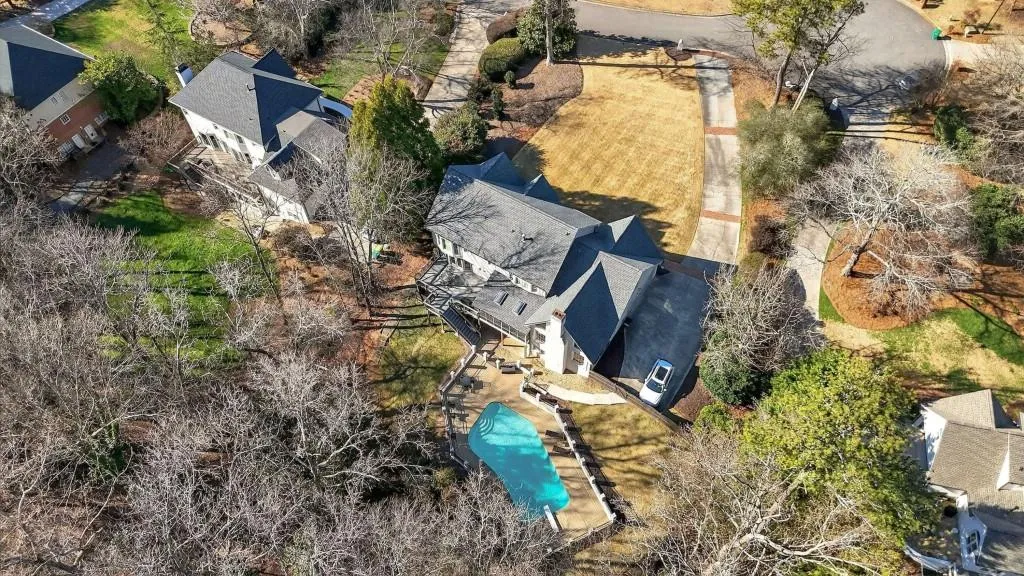 7745 Dunvegan Close, Sandy Springs, Georgia 30350, 4 Bedrooms Bedrooms, ,3 BathroomsBathrooms,Residential,Sold,7745 Dunvegan Close,7706815