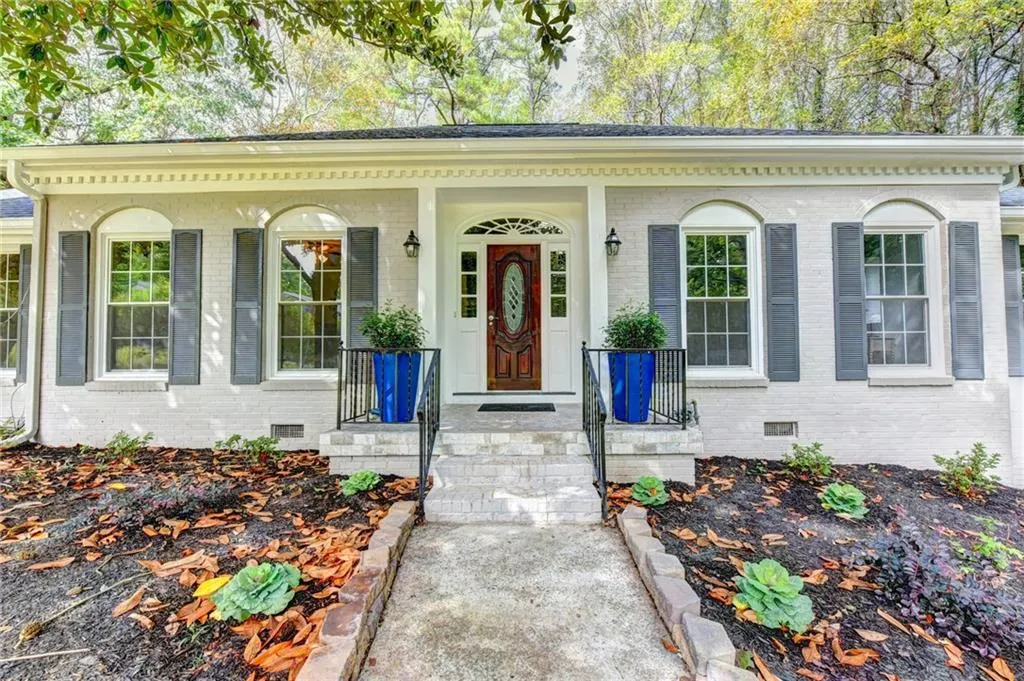 211 Hillswick Court, Sandy Springs, Georgia 30328, 3 Bedrooms Bedrooms, ,2 BathroomsBathrooms,Residential,Sold,211 Hillswick Court,6088300