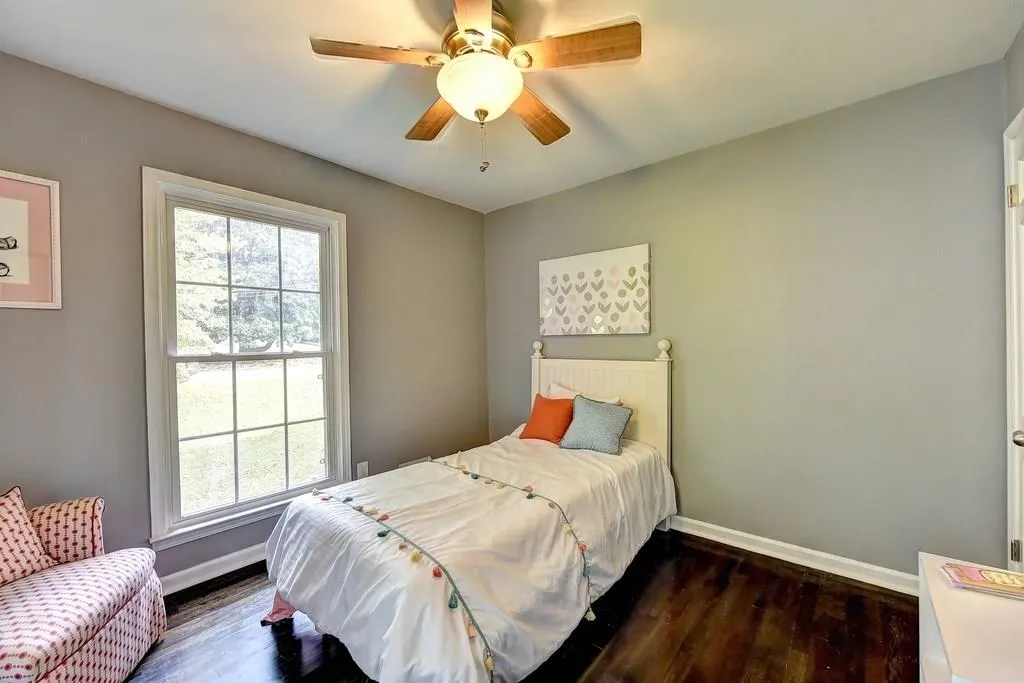 211 Hillswick Court, Sandy Springs, Georgia 30328, 3 Bedrooms Bedrooms, ,2 BathroomsBathrooms,Residential,Sold,211 Hillswick Court,6088300