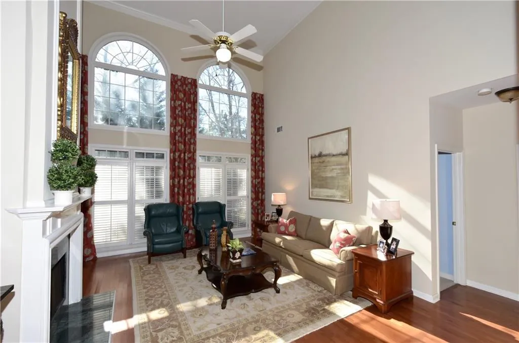 980 Lancaster Walk, Atlanta, Georgia 30328, 3 Bedrooms Bedrooms, ,2 BathroomsBathrooms,Residential,Sold,980 Lancaster Walk,5637629