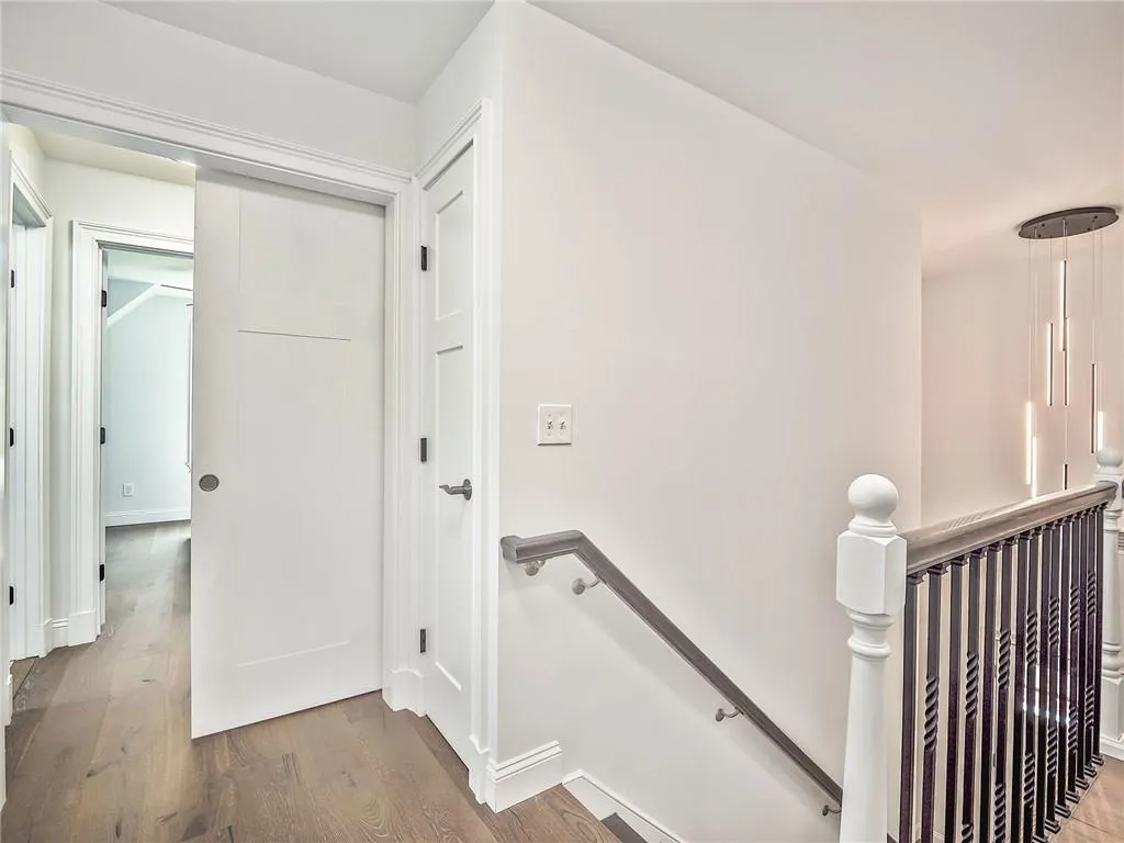800 Sudbury Road Ne, Sandy Springs, Georgia 30328, 5 Bedrooms Bedrooms, ,3 BathroomsBathrooms,Residential,Sold,800 Sudbury Road Ne,6965731