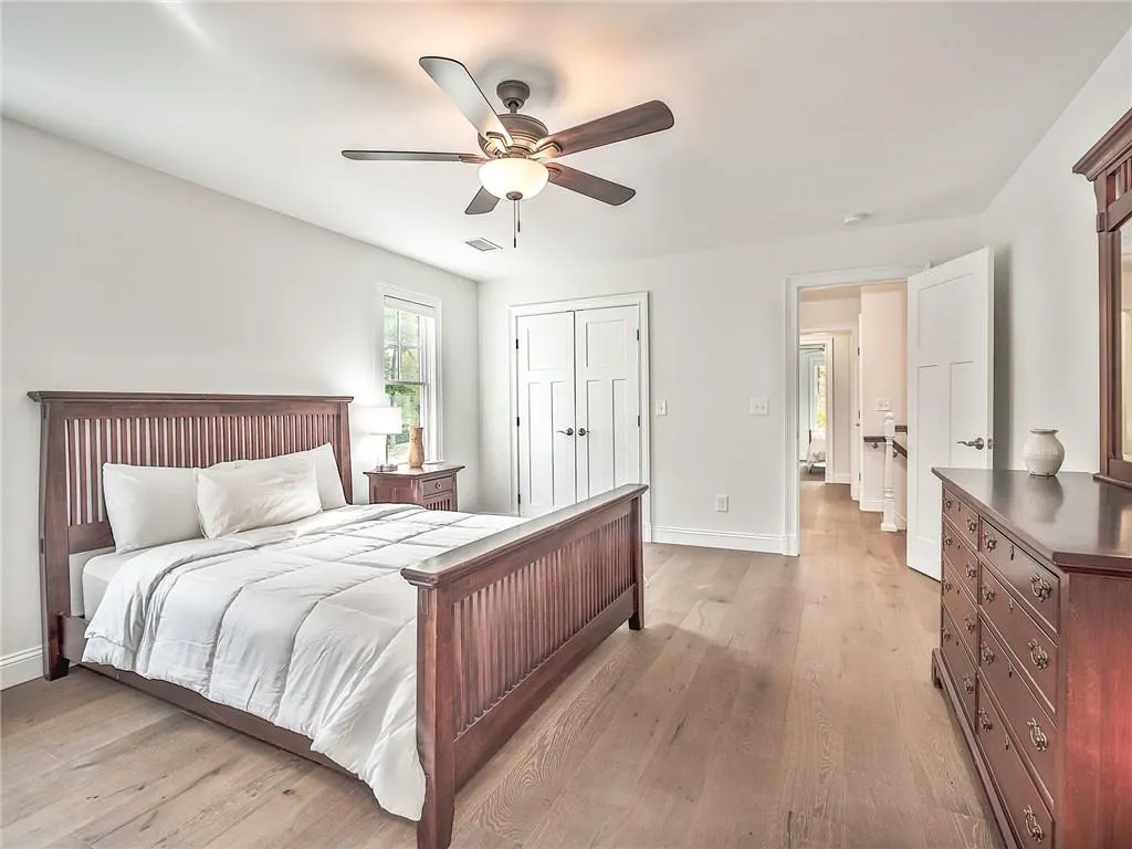 800 Sudbury Road Ne, Sandy Springs, Georgia 30328, 5 Bedrooms Bedrooms, ,3 BathroomsBathrooms,Residential,Sold,800 Sudbury Road Ne,6965731