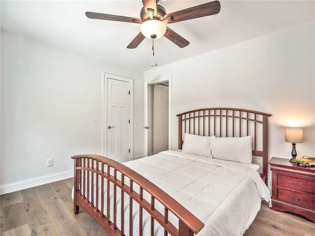 800 Sudbury Road Ne, Sandy Springs, Georgia 30328, 5 Bedrooms Bedrooms, ,3 BathroomsBathrooms,Residential,Sold,800 Sudbury Road Ne,6965731