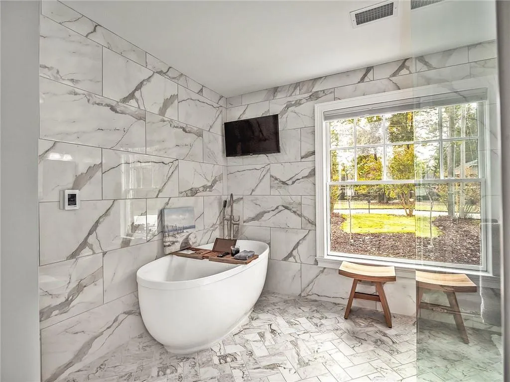 800 Sudbury Road Ne, Sandy Springs, Georgia 30328, 5 Bedrooms Bedrooms, ,3 BathroomsBathrooms,Residential,Sold,800 Sudbury Road Ne,6965731