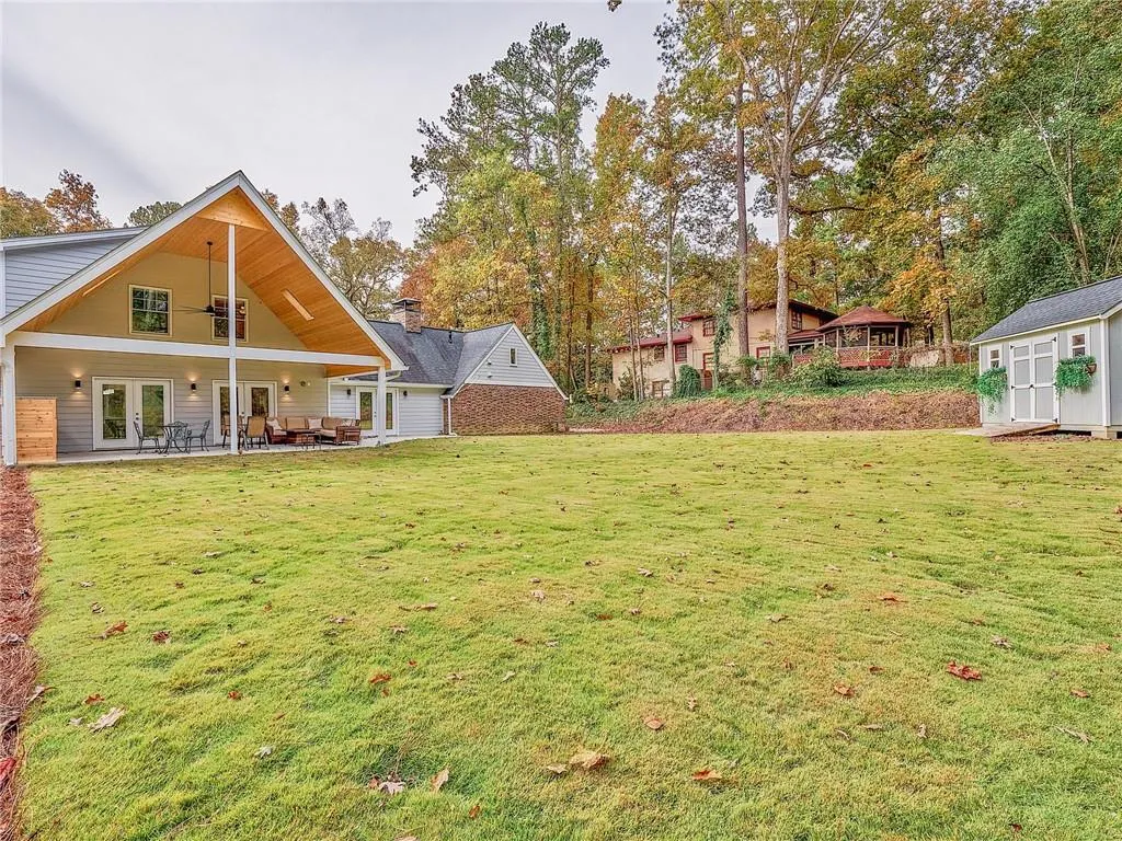 800 Sudbury Road Ne, Sandy Springs, Georgia 30328, 5 Bedrooms Bedrooms, ,3 BathroomsBathrooms,Residential,Sold,800 Sudbury Road Ne,6965731
