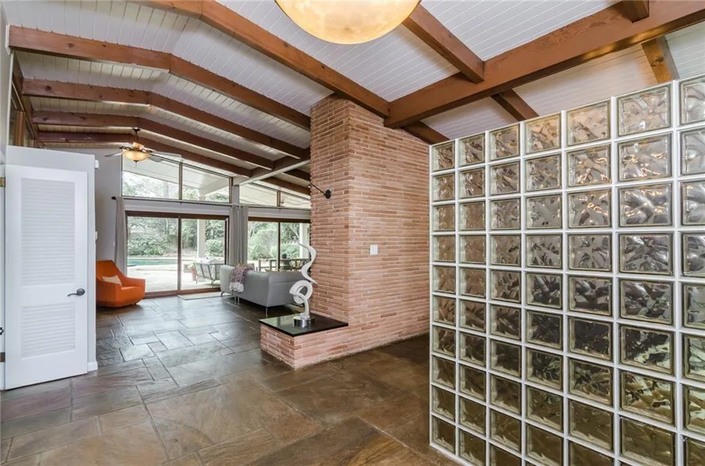 3230 N Wood Valley Road Nw, Atlanta, Georgia 30327, 3 Bedrooms Bedrooms, ,2 BathroomsBathrooms,Residential,Sold,3230 N Wood Valley Road Nw,5818258
