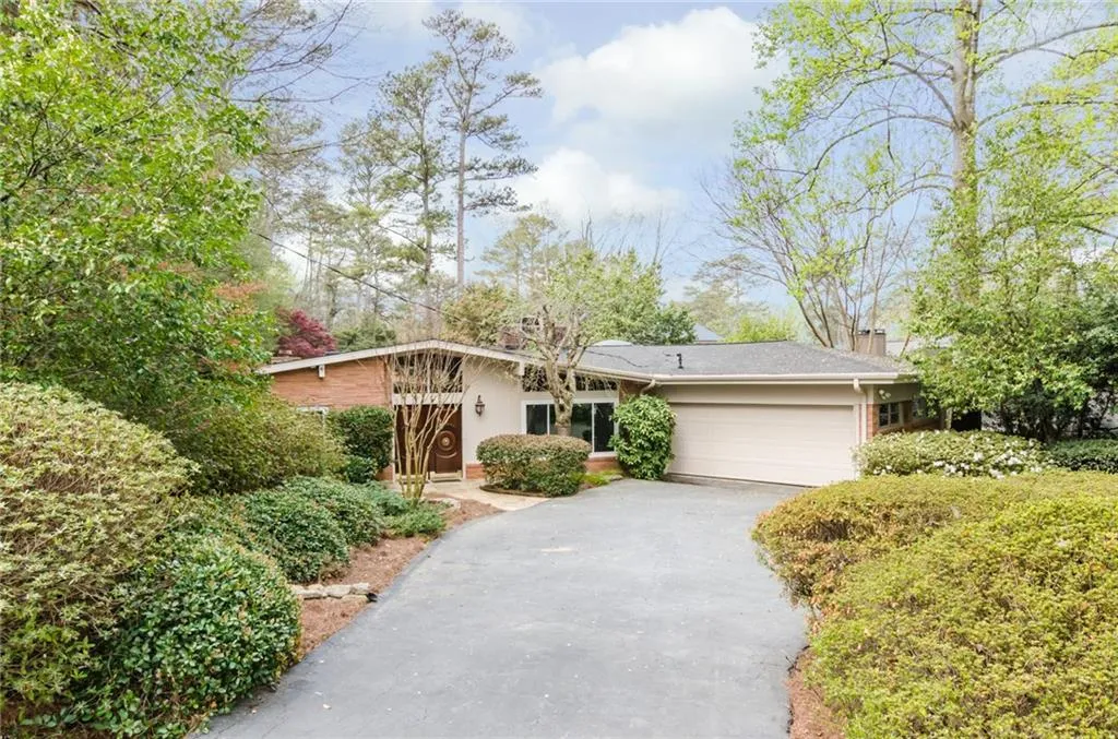 3230 N Wood Valley Road Nw, Atlanta, Georgia 30327, 3 Bedrooms Bedrooms, ,2 BathroomsBathrooms,Residential,Sold,3230 N Wood Valley Road Nw,5818258