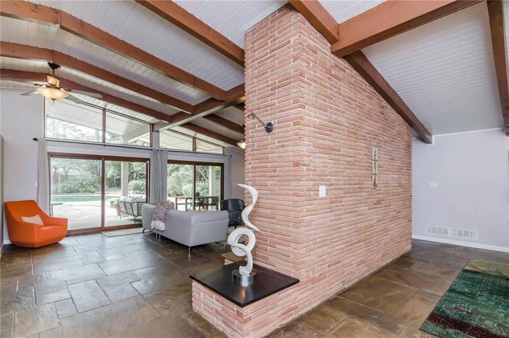 3230 N Wood Valley Road Nw, Atlanta, Georgia 30327, 3 Bedrooms Bedrooms, ,2 BathroomsBathrooms,Residential,Sold,3230 N Wood Valley Road Nw,5818258