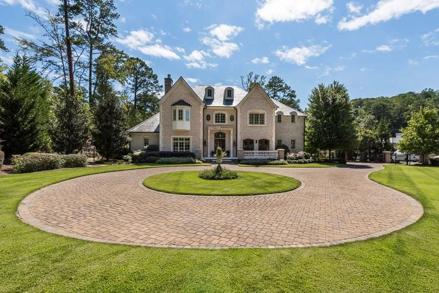 5045 Rebel Trail, Atlanta, Georgia 30327, 6 Bedrooms Bedrooms, ,7 BathroomsBathrooms,Residential,Sold,5045 Rebel Trail,5800620