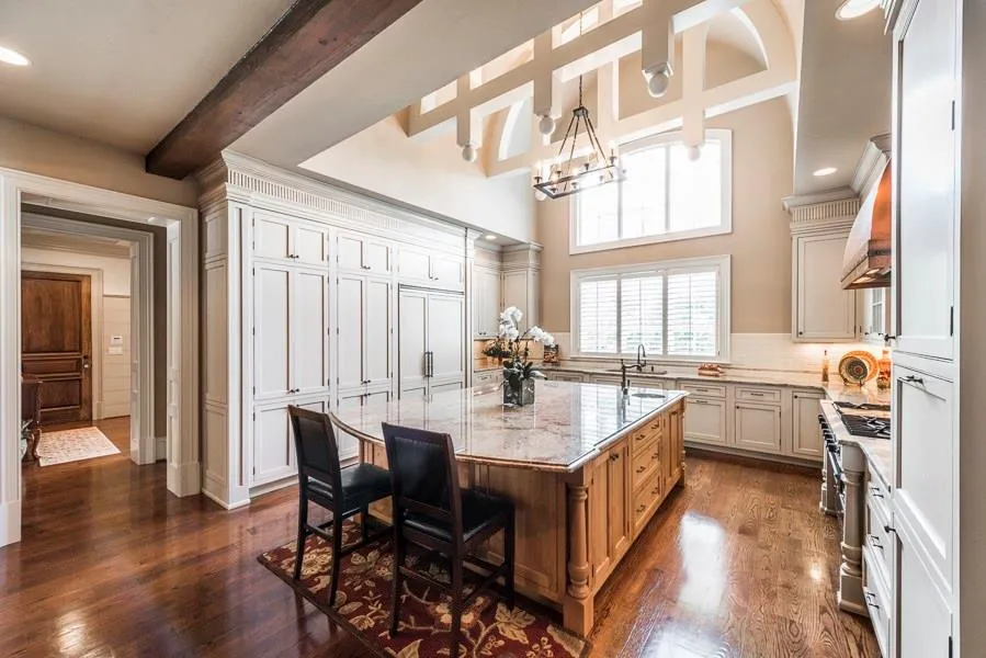 5045 Rebel Trail, Atlanta, Georgia 30327, 6 Bedrooms Bedrooms, ,7 BathroomsBathrooms,Residential,Sold,5045 Rebel Trail,5800620