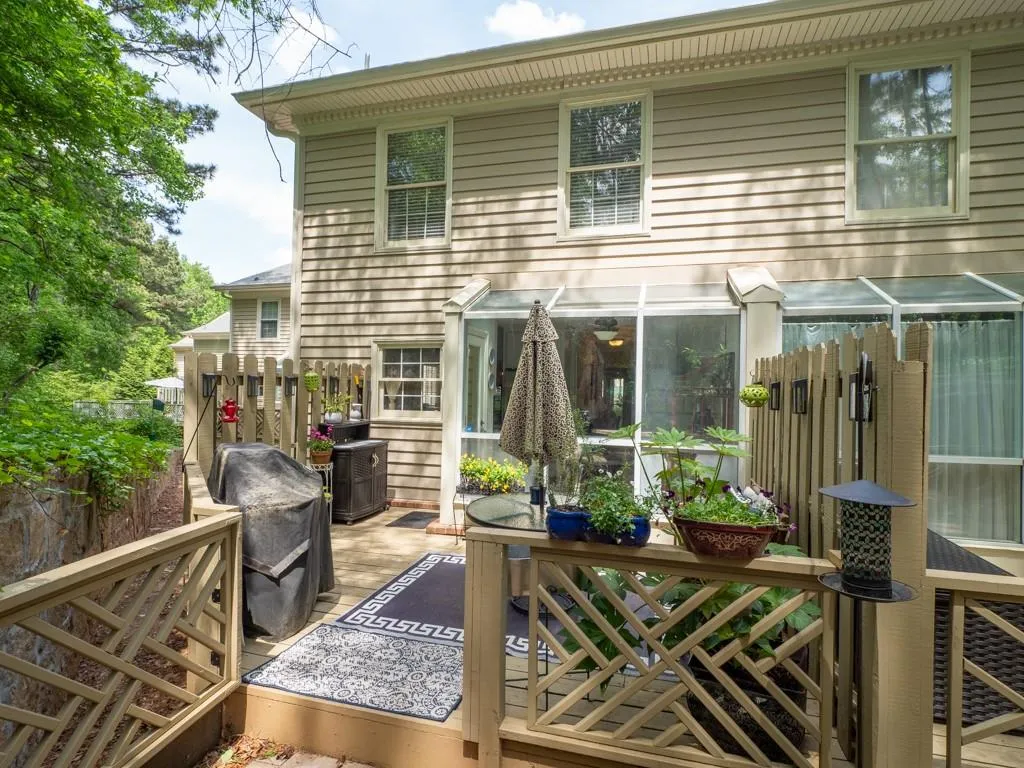 56 Mount Vernon Circle, Atlanta, Georgia 30338, 2 Bedrooms Bedrooms, ,2 BathroomsBathrooms,Residential,Sold,56 Mount Vernon Circle,6876567