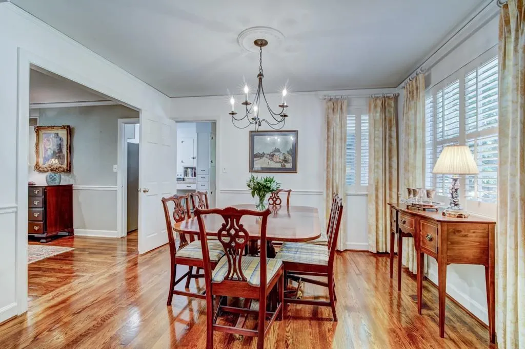411 Pine Forest Road, Atlanta, Georgia 30342, 3 Bedrooms Bedrooms, ,2 BathroomsBathrooms,Residential,Sold,411 Pine Forest Road,6008956