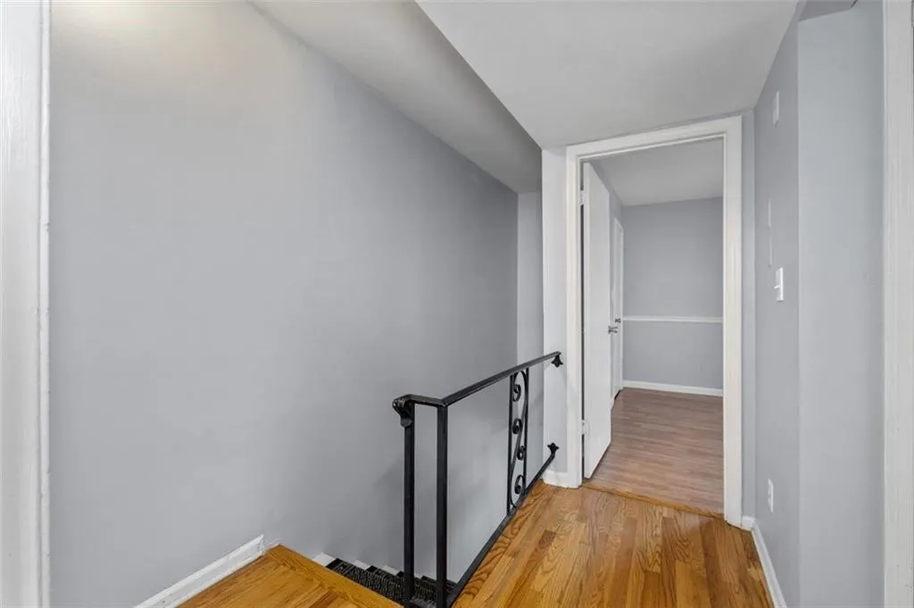 5667 Kingsport Drive, Atlanta, Georgia 30342, 2 Bedrooms Bedrooms, ,1 BathroomBathrooms,Residential,For Sale,5667 Kingsport Drive,7624555