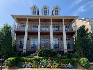 1063 Dunroven Farm Drive, Atlanta, Georgia 30342, 4 Bedrooms Bedrooms, ,4 BathroomsBathrooms,Residential,Sold,1063 Dunroven Farm Drive,6856944