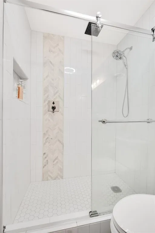 615 Granville Court, Sandy Springs, Georgia 30328, 2 Bedrooms Bedrooms, ,2 BathroomsBathrooms,Residential,Sold,615 Granville Court,7074263