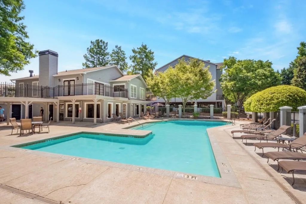 615 Granville Court, Sandy Springs, Georgia 30328, 2 Bedrooms Bedrooms, ,2 BathroomsBathrooms,Residential,Sold,615 Granville Court,7074263