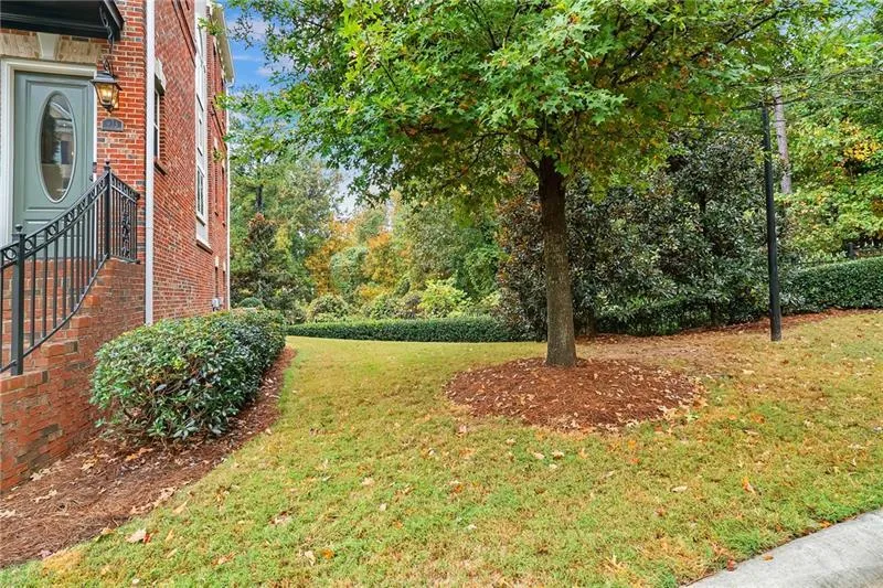 923 Boudreau Court, Atlanta, Georgia 30328, 3 Bedrooms Bedrooms, ,3 BathroomsBathrooms,Residential,Sold,923 Boudreau Court,6517011