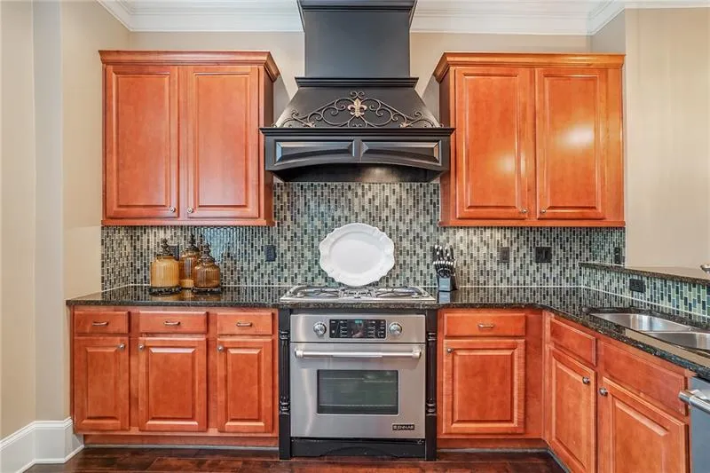 923 Boudreau Court, Atlanta, Georgia 30328, 3 Bedrooms Bedrooms, ,3 BathroomsBathrooms,Residential,Sold,923 Boudreau Court,6517011