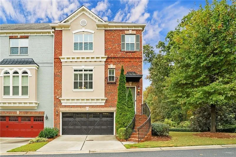 923 Boudreau Court, Atlanta, Georgia 30328, 3 Bedrooms Bedrooms, ,3 BathroomsBathrooms,Residential,Sold,923 Boudreau Court,6517011