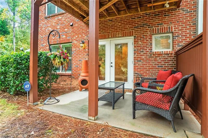 923 Boudreau Court, Atlanta, Georgia 30328, 3 Bedrooms Bedrooms, ,3 BathroomsBathrooms,Residential,Sold,923 Boudreau Court,6517011