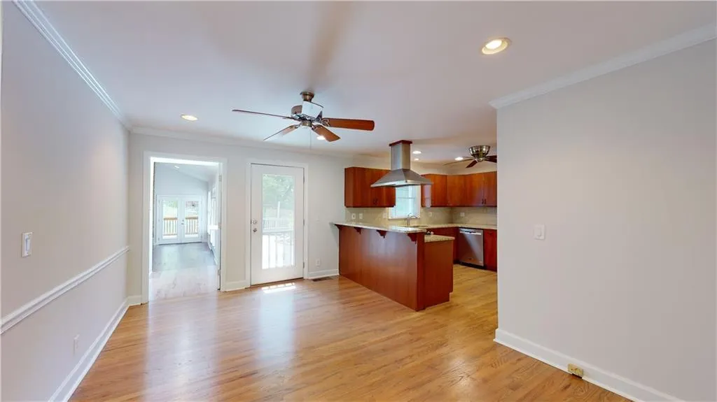 6370 N Hampton Drive, Atlanta, Georgia 30328, 4 Bedrooms Bedrooms, ,2 BathroomsBathrooms,Residential,Sold,6370 N Hampton Drive,7232830