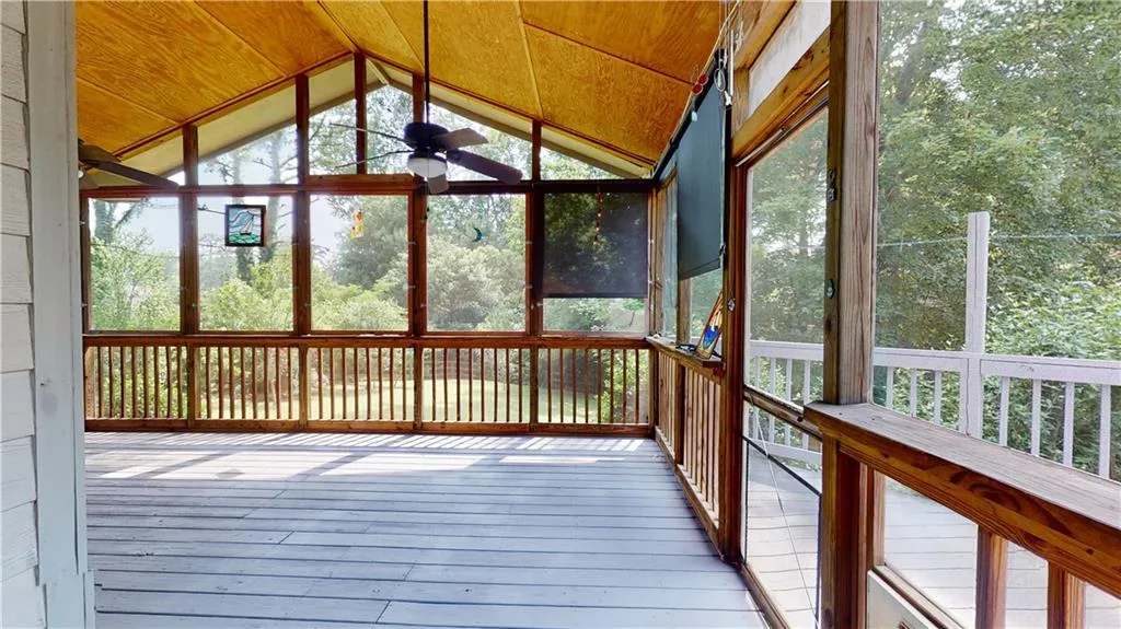 6370 N Hampton Drive, Atlanta, Georgia 30328, 4 Bedrooms Bedrooms, ,2 BathroomsBathrooms,Residential,Sold,6370 N Hampton Drive,7232830