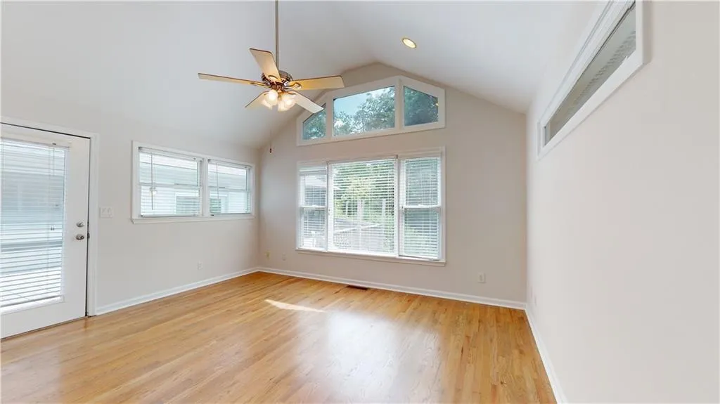 6370 N Hampton Drive, Atlanta, Georgia 30328, 4 Bedrooms Bedrooms, ,2 BathroomsBathrooms,Residential,Sold,6370 N Hampton Drive,7232830