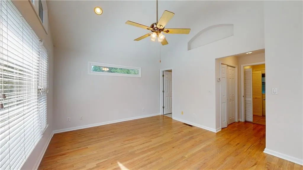 6370 N Hampton Drive, Atlanta, Georgia 30328, 4 Bedrooms Bedrooms, ,2 BathroomsBathrooms,Residential,Sold,6370 N Hampton Drive,7232830