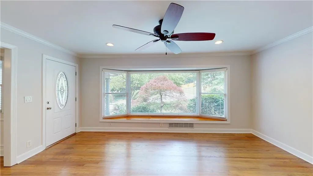 6370 N Hampton Drive, Atlanta, Georgia 30328, 4 Bedrooms Bedrooms, ,2 BathroomsBathrooms,Residential,Sold,6370 N Hampton Drive,7232830