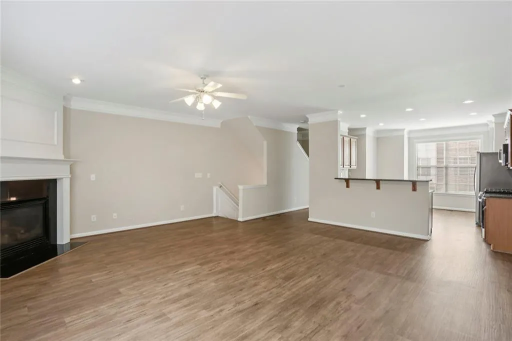 642 Bernay Way, Atlanta, Georgia 30350, 3 Bedrooms Bedrooms, ,3 BathroomsBathrooms,Residential,For Sale,642 Bernay Way,7714274