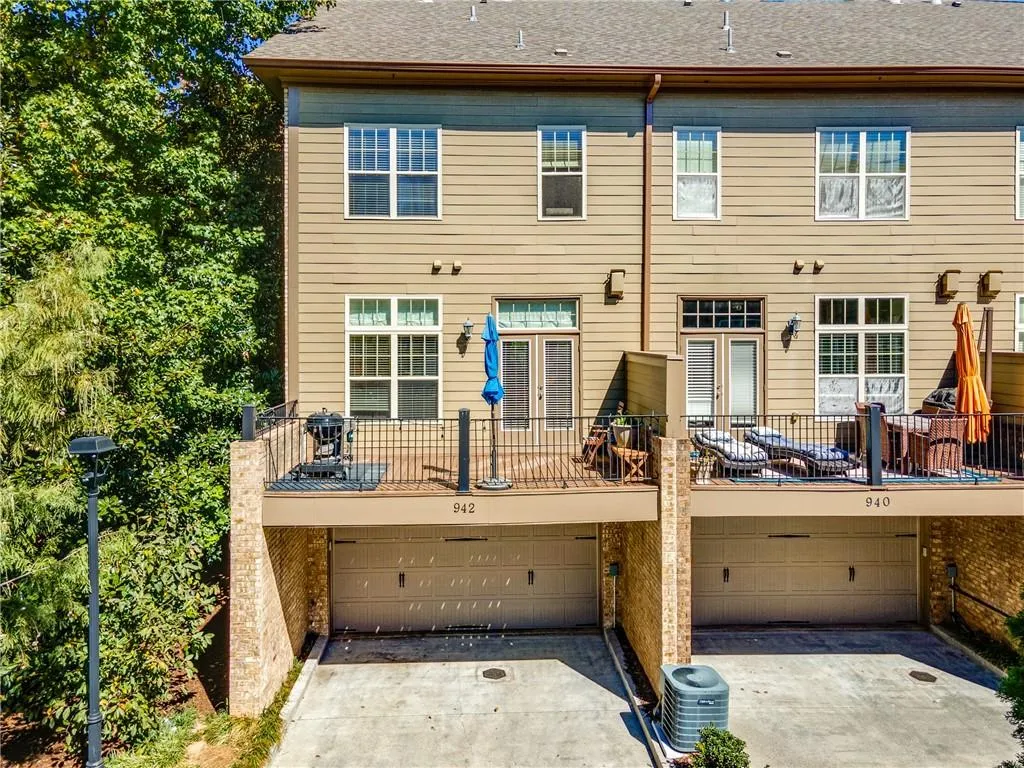 942 Telfair Close, Sandy Springs, Georgia 30350, 3 Bedrooms Bedrooms, ,3 BathroomsBathrooms,Residential,Sold,942 Telfair Close,7129170