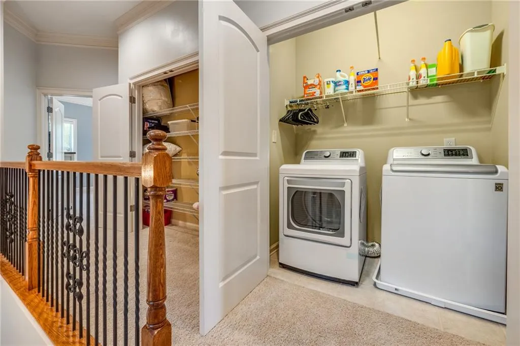 942 Telfair Close, Sandy Springs, Georgia 30350, 3 Bedrooms Bedrooms, ,3 BathroomsBathrooms,Residential,Sold,942 Telfair Close,7129170
