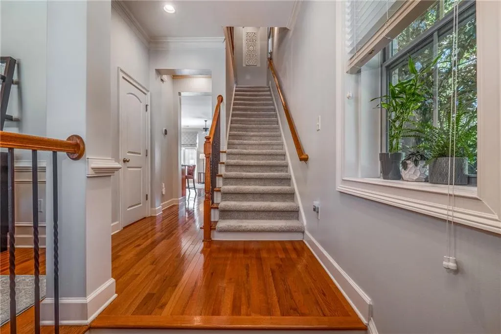 942 Telfair Close, Sandy Springs, Georgia 30350, 3 Bedrooms Bedrooms, ,3 BathroomsBathrooms,Residential,Sold,942 Telfair Close,7129170