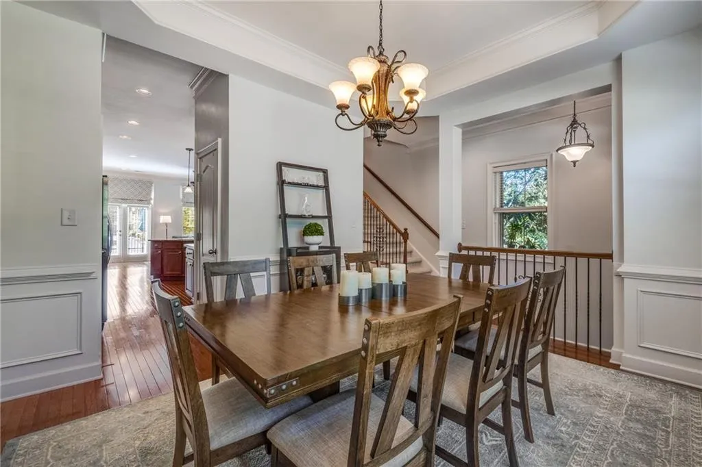942 Telfair Close, Sandy Springs, Georgia 30350, 3 Bedrooms Bedrooms, ,3 BathroomsBathrooms,Residential,Sold,942 Telfair Close,7129170
