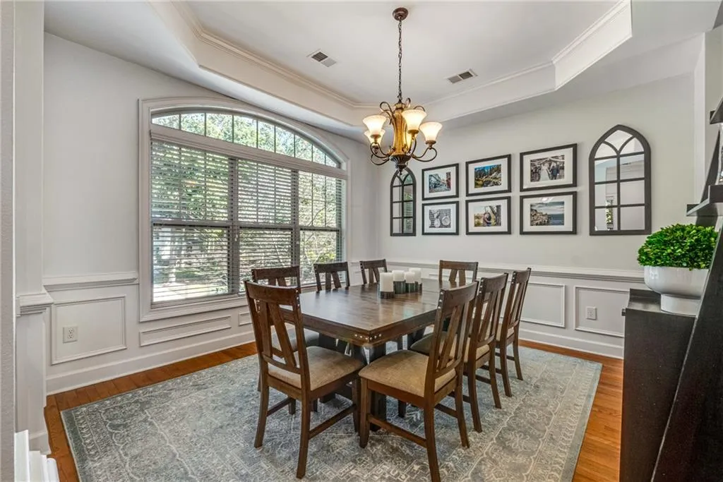 942 Telfair Close, Sandy Springs, Georgia 30350, 3 Bedrooms Bedrooms, ,3 BathroomsBathrooms,Residential,Sold,942 Telfair Close,7129170