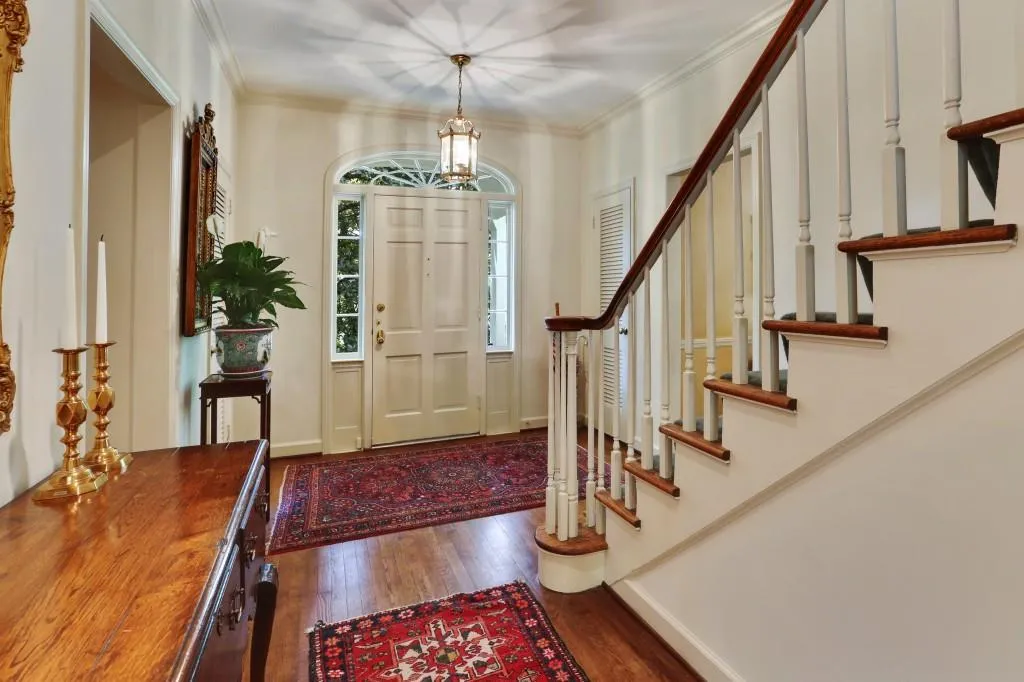 521 Hillside Drive Nw, Atlanta, Georgia 30342, 5 Bedrooms Bedrooms, ,4 BathroomsBathrooms,Residential,Sold,521 Hillside Drive Nw,5533108 521 Hillside Drive Nw, Atlanta, Georgia 30342, 5 Bedrooms Bedrooms, ,4 BathroomsBathrooms,Residential,Sold,521 Hillside Drive Nw,5533108
