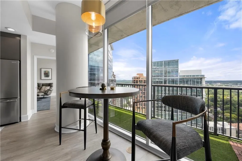 1080 Peachtree Street Ne Unit 3309, Atlanta, Georgia 30309, 2 Bedrooms Bedrooms, ,2 BathroomsBathrooms,Residential,For Sale,1080 Peachtree Street Ne Unit 3309,7628961