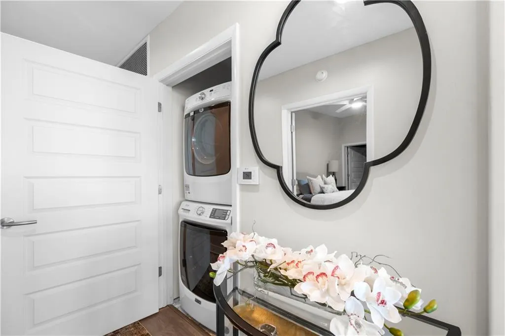 1080 Peachtree Street Ne Unit 3309, Atlanta, Georgia 30309, 2 Bedrooms Bedrooms, ,2 BathroomsBathrooms,Residential,For Sale,1080 Peachtree Street Ne Unit 3309,7628961