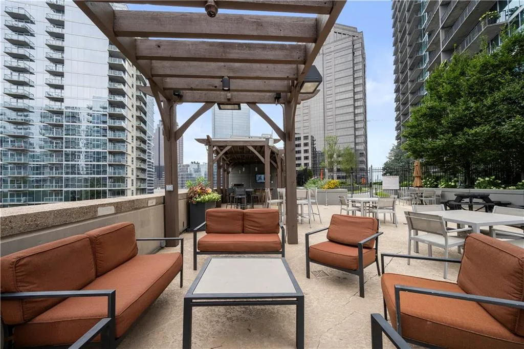 1080 Peachtree Street Ne Unit 3309, Atlanta, Georgia 30309, 2 Bedrooms Bedrooms, ,2 BathroomsBathrooms,Residential,For Sale,1080 Peachtree Street Ne Unit 3309,7628961