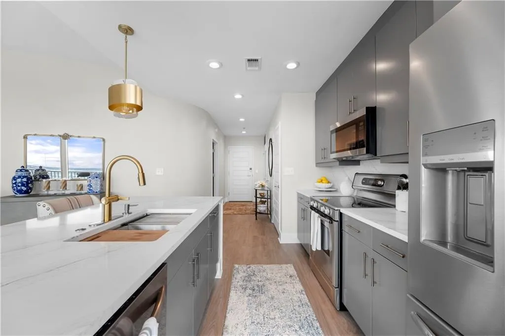 1080 Peachtree Street Ne Unit 3309, Atlanta, Georgia 30309, 2 Bedrooms Bedrooms, ,2 BathroomsBathrooms,Residential,For Sale,1080 Peachtree Street Ne Unit 3309,7628961
