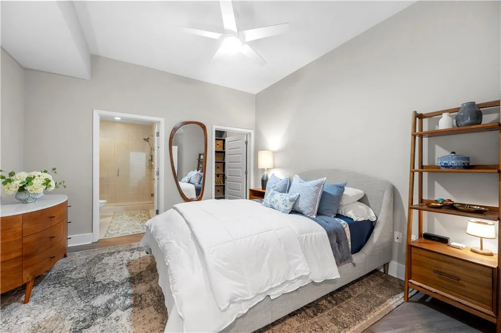 1080 Peachtree Street Ne Unit 3309, Atlanta, Georgia 30309, 2 Bedrooms Bedrooms, ,2 BathroomsBathrooms,Residential,For Sale,1080 Peachtree Street Ne Unit 3309,7628961