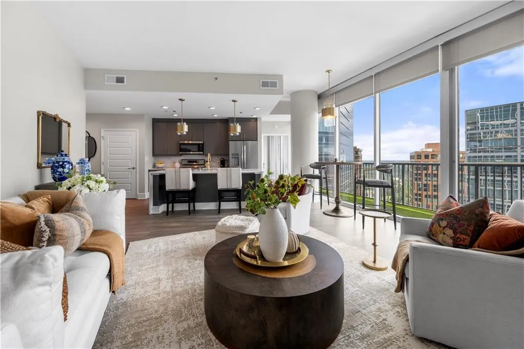 1080 Peachtree Street Ne Unit 3309, Atlanta, Georgia 30309, 2 Bedrooms Bedrooms, ,2 BathroomsBathrooms,Residential,For Sale,1080 Peachtree Street Ne Unit 3309,7628961