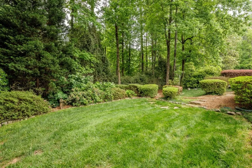 7465 Old Maine Trail, Sandy Springs, Georgia 30328, 5 Bedrooms Bedrooms, ,3 BathroomsBathrooms,Residential,Sold,7465 Old Maine Trail,7218295