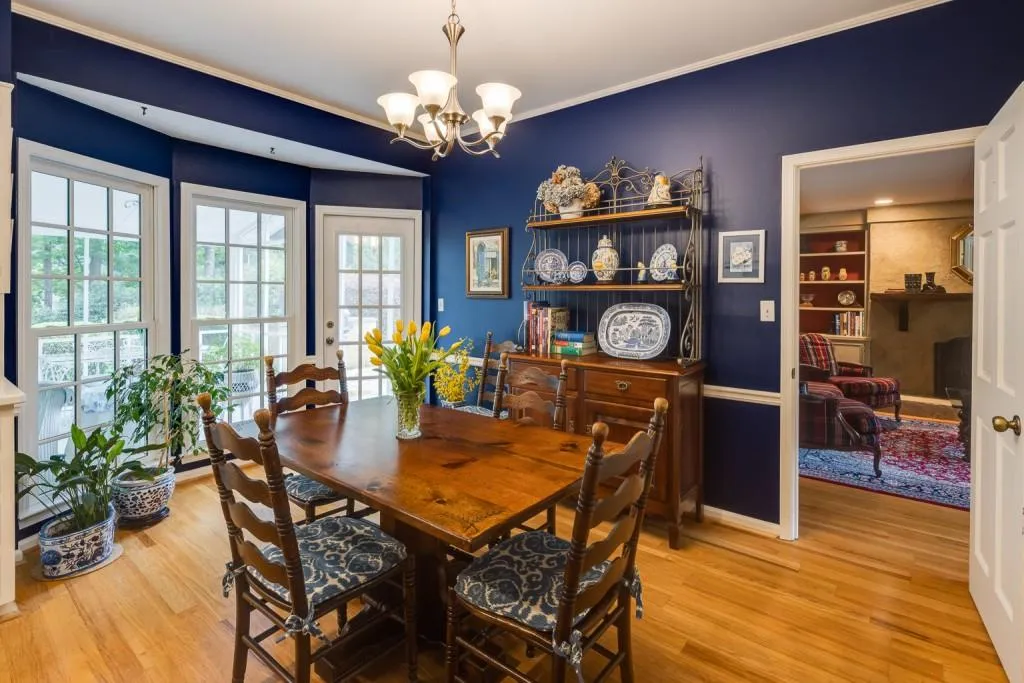 7465 Old Maine Trail, Sandy Springs, Georgia 30328, 5 Bedrooms Bedrooms, ,3 BathroomsBathrooms,Residential,Sold,7465 Old Maine Trail,7218295