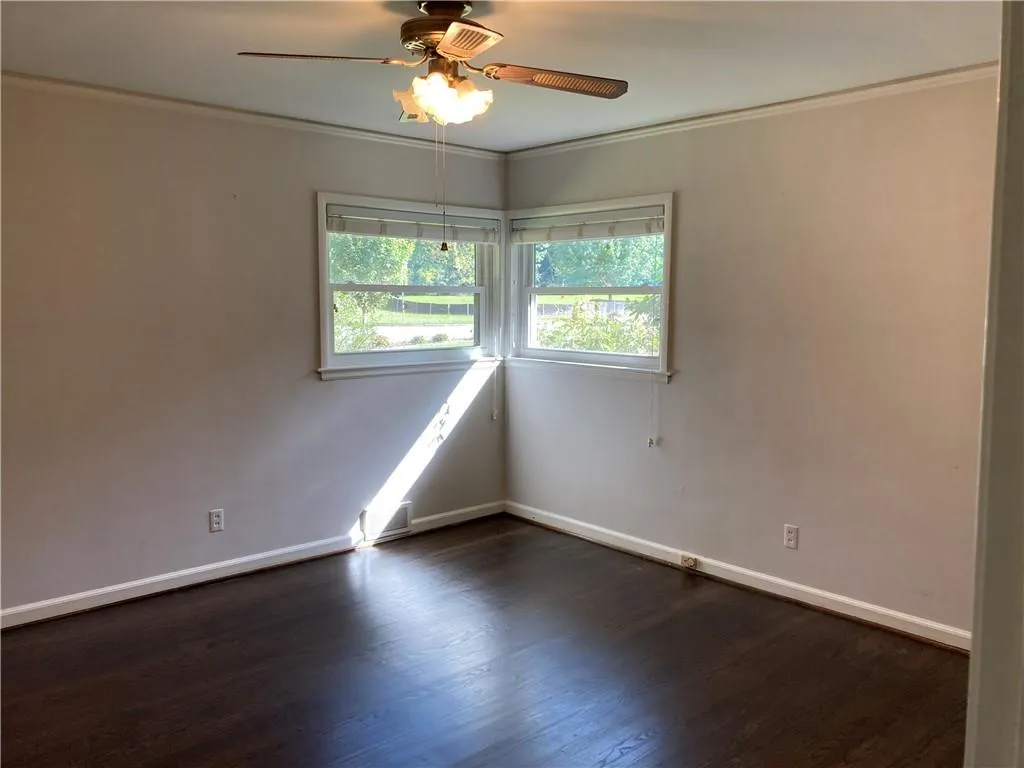 705 Glenforest Road, Atlanta, Georgia 30328, 3 Bedrooms Bedrooms, ,2 BathroomsBathrooms,Residential,Sold,705 Glenforest Road,6793581