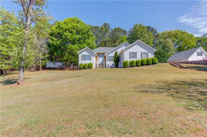 3314 Banks Mountain Drive, Gainesville, Georgia 30506