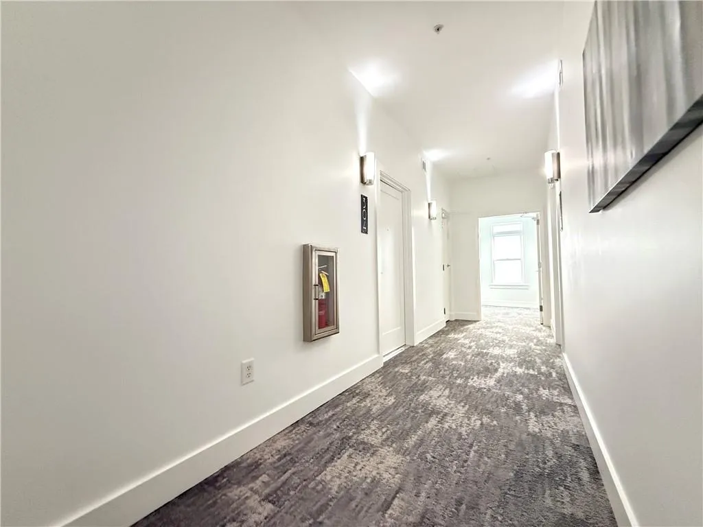 3655 Peachtree Road Ne Unit 304, Atlanta, Georgia 30319, 2 Bedrooms Bedrooms, ,2 BathroomsBathrooms,Residential,For Sale,3655 Peachtree Road Ne Unit 304,7633111