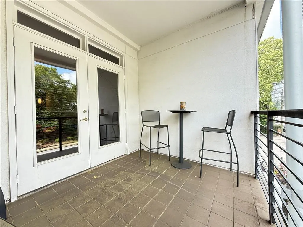 3655 Peachtree Road Ne Unit 304, Atlanta, Georgia 30319, 2 Bedrooms Bedrooms, ,2 BathroomsBathrooms,Residential,For Sale,3655 Peachtree Road Ne Unit 304,7633111